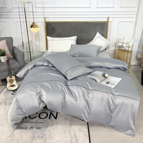 2020 New Glossy Satin Pure Simple Bedding Set Smooth Lustrous Duvet Cover Set Bed Sheet Pillowcases Single Queen King size 4pcs