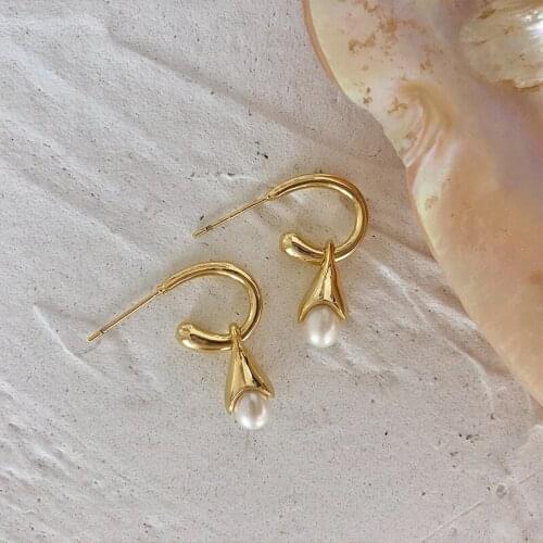 GSOLD Vintage Geometric C-Shaped Metal Earring Sweet Pearl Temperament Small Circle Wedding Earring Women Fashion Jewelry