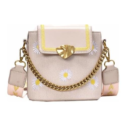 2020 new fashion bag foreign style trend all round sense womens One Shoulder Messenger Bag age reduction bag