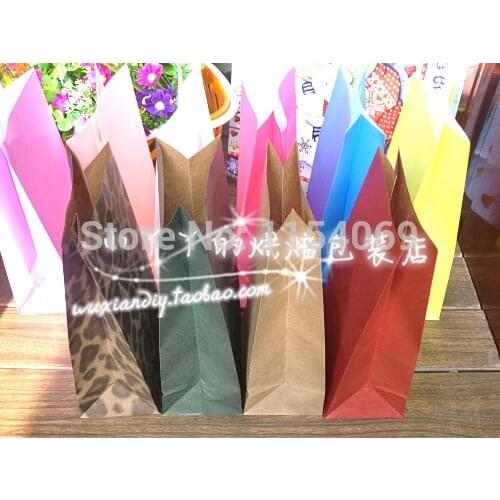 Free Shipping 50pcs 23*12*7.5cm Random Mixed Color Paper Gift Bags Party Wedding Favors Boutique Gifts Packaging Kraft Paper Bag