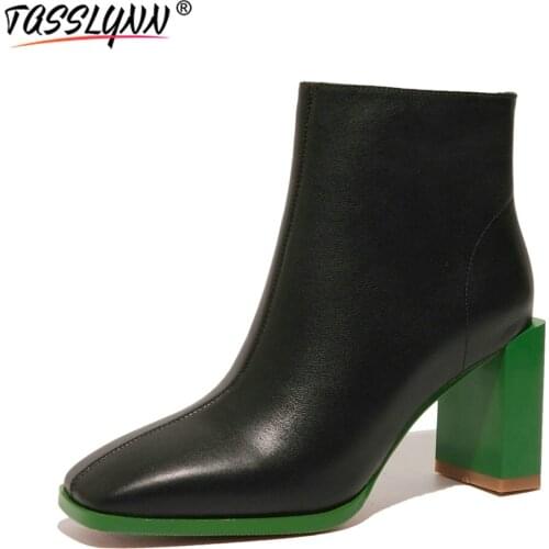 TASSLYNN 2020 Winter Boots Women Platform Boots Gothic Genuine Leather Platform Boots Round Toe Chelsea Boots Ankle Boots