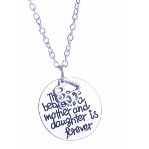 The Love Between A Mother And Daughter Is Forever Pendant Dog Cat Paws Necklace Love Family Chain Jewelry Women Mom Girls Gifts