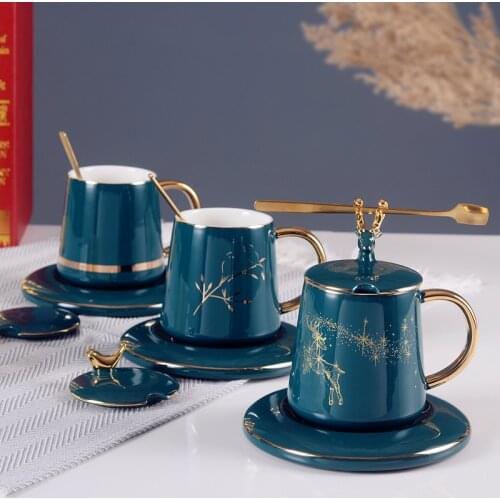 Nordic Ceramic Green Glaze Coffee Mug with Lid Spoon and Saucer Set Creative Phnom Penh 3D Deer Bird Tea Cup Office Drinkware