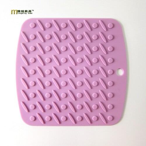 1PC Silicone Non-Slip Heat Resistant Mat Hang Tableware Coaster Cushion Silicone Placemat 17.5*17.5CM LB 305