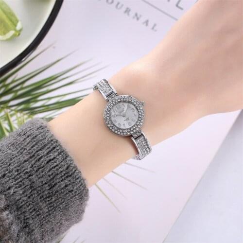 Simple ladies watch Womens Individual Alloy Quartz Watch Womens Full Diamond Luxury Watch Christmas present Korean wild #N03