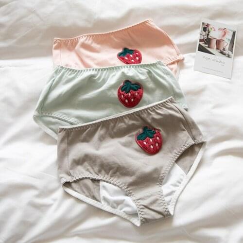 Sweet Women Cotton Panties Menstruation Period Underwear Cute Briefs Strawberry Trim Cute Girls Intimates 3 Colors