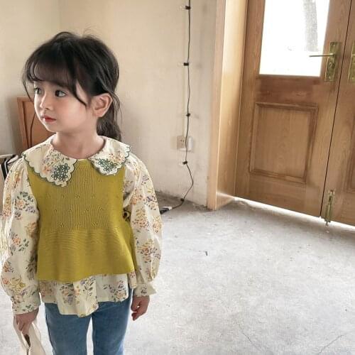 Girls' Hollow Out Lace Knitted Vest 2021 Autumn New Korean Childrens Sweet Gentle Ruffle Hem Solid Color Cute Vest Top