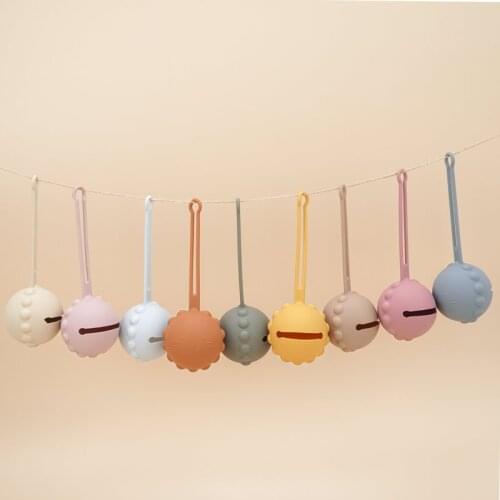 Hot Sale BPA Free Baby Accessories Soft Silicone Nipple Case Fashionable Container For Small Items Pacifier Holder Baby Things