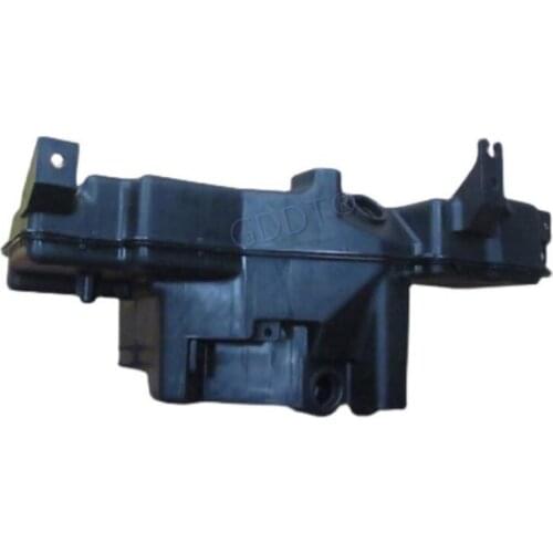 1 Piece Water Tank for Pajero V73 V77 V75 V87 Nozzle Pot for Montero Original with Or Without Headlight Nozzle