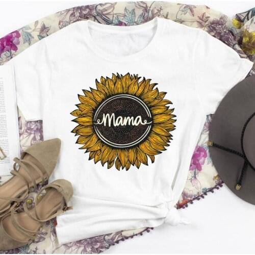 Mama Sunflower Colored Print T-shirt Vintage Mothers Day Gift Tshirt Aesthetic Blessed Mom Botanical Top Tee Shirt