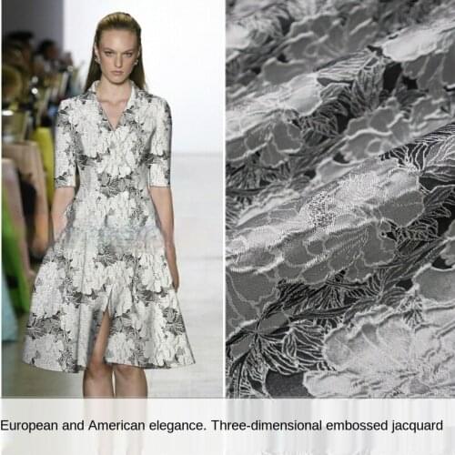 Elegant three-dimensional embossed yarn-dyed jacquard fashion fabric Sewing fabric factory store is not out of stock