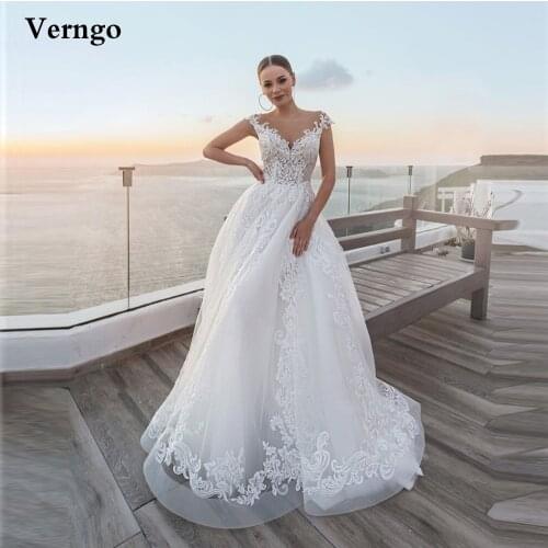 Verngo 2021 Delicte Lace Applique A Line Wedding Dress Beach Sheer Neck Cap Sleeves Grid Tulle Bridal Gowns Vestido de fiesta