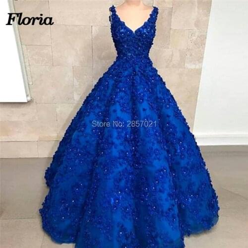 Ball Gown Beaded Evening Dresses 2019 Couture Dubai Middle East Formal Prom Dress Arabic V Neck Pearl Party Gowns Robe de soiree
