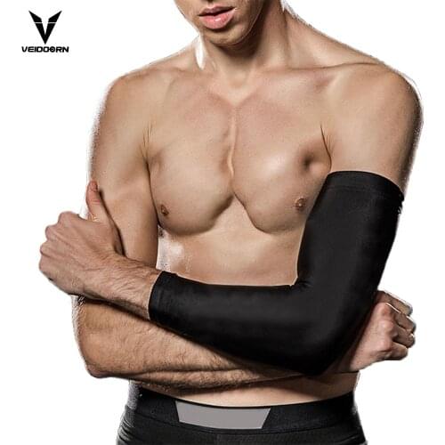 Veidoorn 2pcs Basketball Elbow Support Compression Elastic Arm Sleeve Brace with Protective Pad Absorb Sweat for Gym Sport