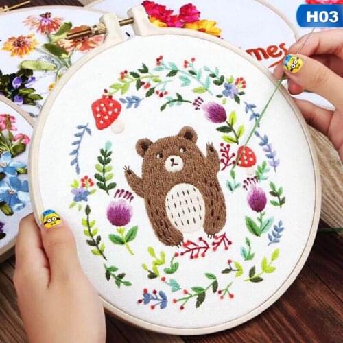 Europe DIY Ribbon Flowers Embroidery Set With Frame For Beginner Needlework Kits Cross Stitch Series Arts Crafts Sewing Decor