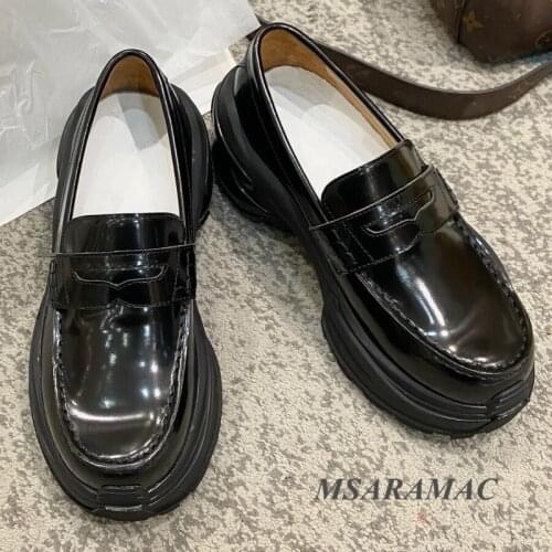 Neutral black platform casual shoes leather round toe womens walking shoes street ladies height increase shoes