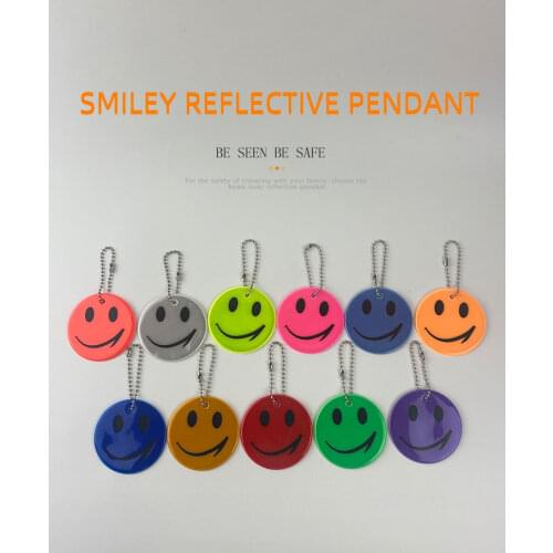 New arrival 6cm Cute Smiley Reflective keychain bag pendant accessories keyrings for traffic visible safety use 6cm