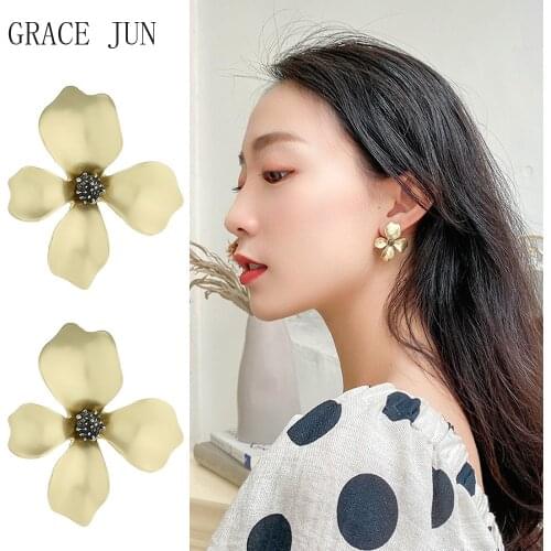 GRACE JUN Korea Style Flower Shape Clip on Earrings No Pierced for Women Girls 2021 Fashion Jewelry Ear Cuff Earrings Good Gift