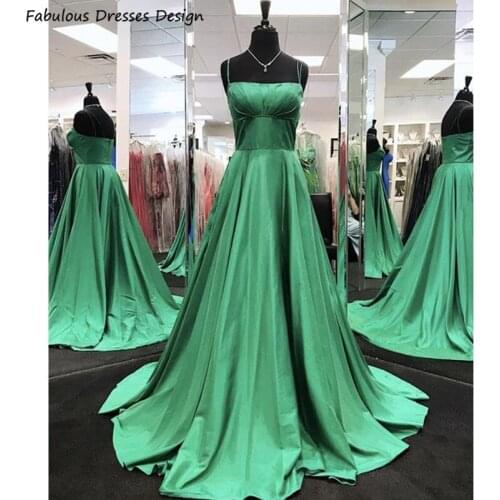 2021 Spaghetti Strap Prom Dresses Green Long A Line Boat Neck Evening Dress Party Pleat Sweep Train Vestido De Festa