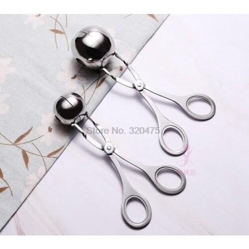 DHL 100pcs practical Kitchen Meatball Maker Stainless Steel Meat & Poultry Tools DIY Fish Meat Ball Maker Meatball Mold Tools