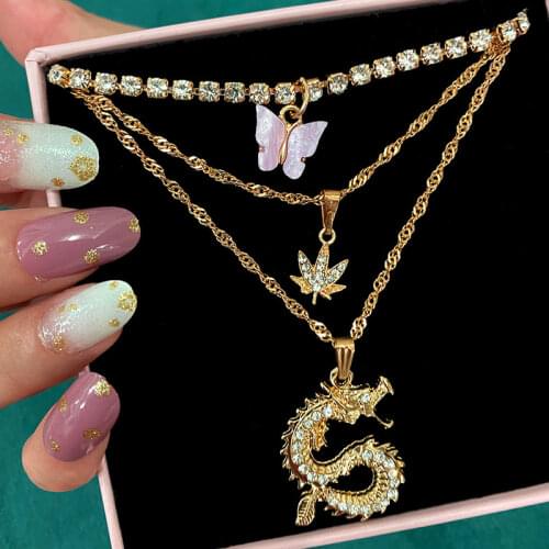 JUST FEEL 3Pcs/Set Fashion Maple leaf Butterfly Crystal Choker Necklace Gold Color Dragon Pendant Necklace 2020 Creative Jewelry