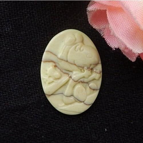 Natural Labradorite Fashion Round Carved Dog cabochon 25x18x3mm，2.2g