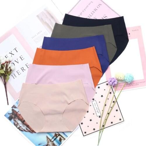 Women Seamless Thongs Briefs G-strings Low Rise Ice Silk panties Plus Size S M L Women Underwear Invisible Panties Sexy Briefs