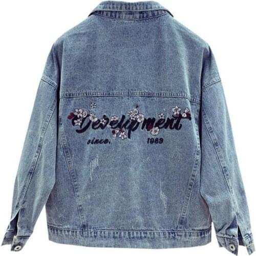 2021 New Spring Autumn Embroidered Flower Denim Short Jacket Female Large Size Jeans Fashion Temperament Women Cowboy Coat L382