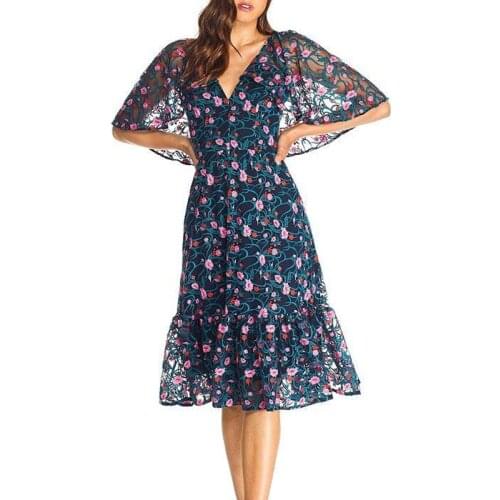 2021 New Women Sexy V-Neck Floral Embroidery Mesh Summer Dress Women Shawl Design Elegant Runway Dresses