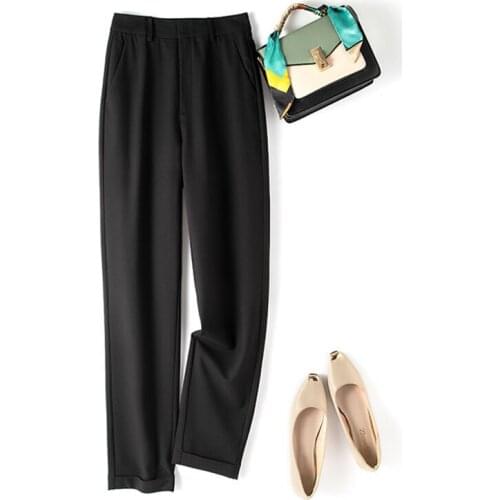 L-hikari Women's Tapered Trousers