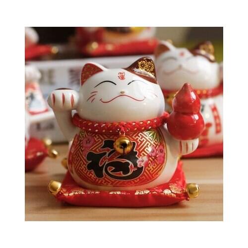 A Japan Ceramic cat piggy ornaments creative Birthday wedding business opening creative gifts piggy Wedding Gifts