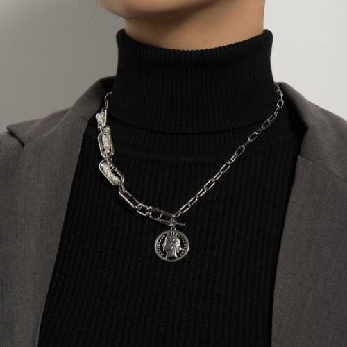 Punk Asymmetrical Thick Chain Pearl Round Figure Coin Pendant Necklace for Women Geometric Colar Jewelry Clavicle Necklace Gift