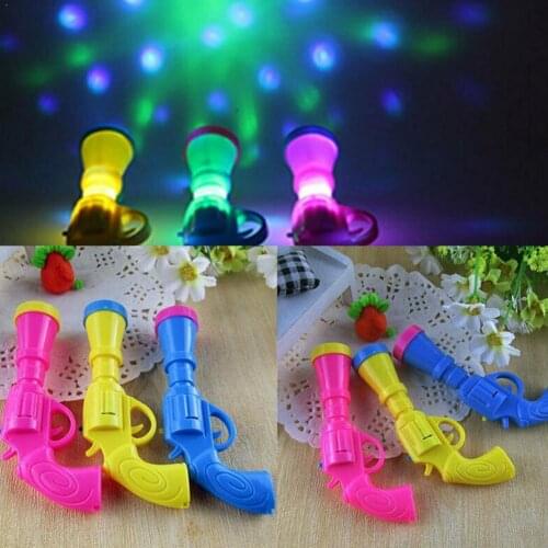 Glowing Projection Pistol Children Glowing Toy Birthday Lighting Projection Toys Party Boy Favors Kids Flash LED Gift Gun B4I6