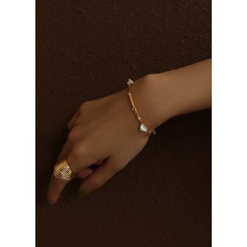 Ins Wind Bamboo Shell Peach Heart Chain Char Bracelets On Hand Handmade Jewelry Titanium Steel 18k Gold Bts Fashion Femme Retro