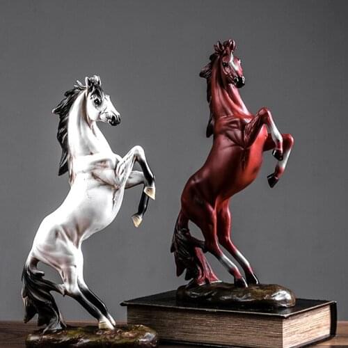 European Resin Horse Statue Decoration Living Room Office Ornament Horse Figure Home Accessories Horse Sculpture Modern Art