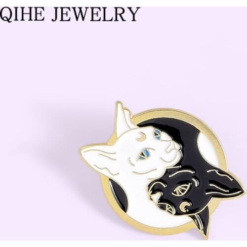 Black White Witch Cats Couple Enamel Pin Yin Yang Animal Brooch For Women Men Bag Clothes Badge Gifts Lapel Pin Buckle