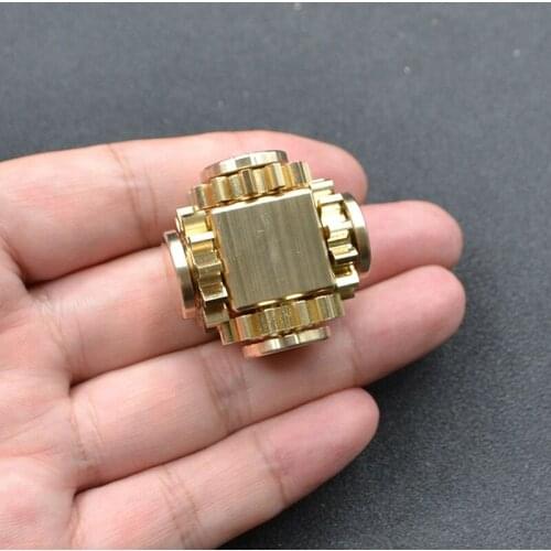 Copper Mechanical Gyro Adult Decompression EDC Toys Gear Linkage Hand Spinner Fingertip Gyro Gear Cube Spinner Finger