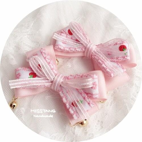 Lolita clip is a little pink strawberry sweet Lolita soft attractive woman hairpin headdress express to the clamp