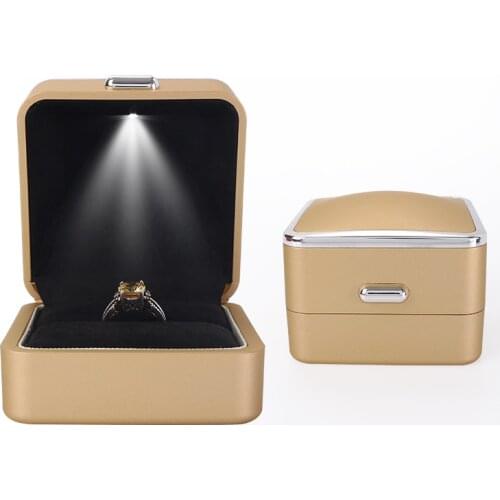 High Quality Gold LED Light Wedding Ring Jewelry Box For Women Pendent Earring Packaging Gift Cases Jewellery Holder 3 Colors