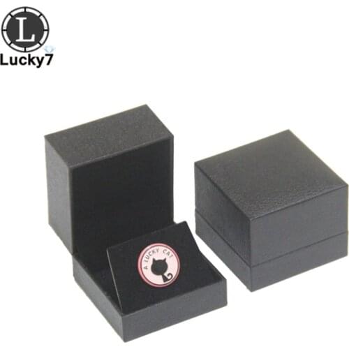 Exquisite Badge Jewelry Packaging Box For Gifts Custom Imitation Leather Brooch Packaging Box Medallion Storage Box For Jewelry