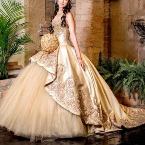 Charming White Quinceanera Dresses with Applique Backless Sweet 16 Dress Tulle vestido de 15 anos Ball Prom Gowns