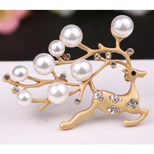 JUJIE Imitation Pearls Fawn Brooch Deer Lapel Pins Brooches For Women Men Christmas Gift he wants you for a best friend