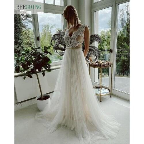 Ivory Lace Tulle V-Neck Sleeveless Floor-Length A-Line Wedding Dresses Chapel Train Bridal Gowns Custom Made