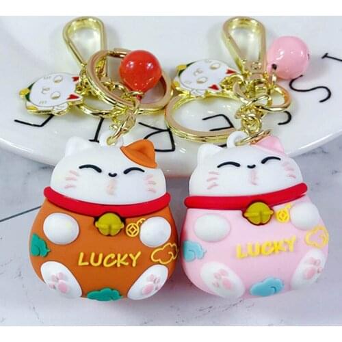 Cute Cartoon Lucky Cat Metal Keychain Personality Creative Pendant Car Backpack Jewelry Pendant Wholesale