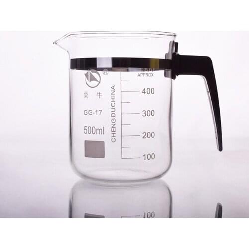 Beaker in low form with plastic handle,Capacity 500ml,Outer diameter=89mm,Height=120mm,Laboratory beaker