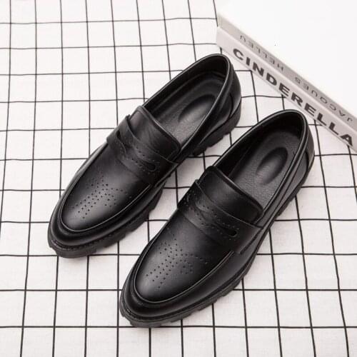 Summer mens formal Italian brand mens formal shoes leather hair style classic shoes mens office banquet thick soled shoes CI8