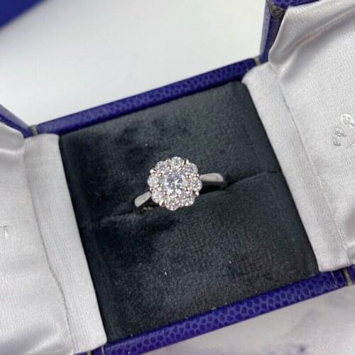 High Quality 925 Sterling Silver WomenS Ring Classic Fashion Cubic Zirconiat Original Luxury Jewelry Ladies Gift