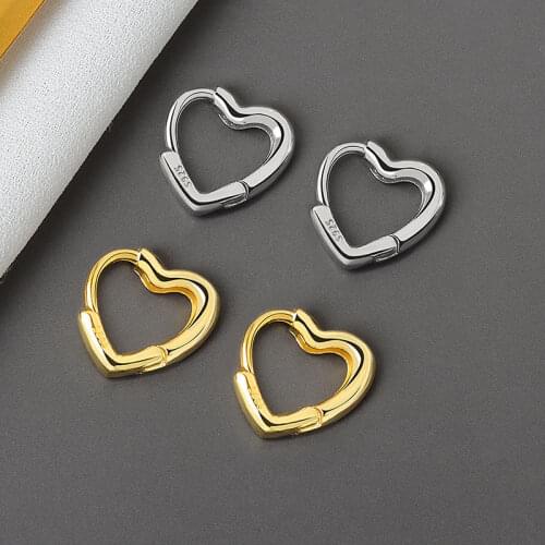 Fashion 925 Sterling Silver Minimalist Love Heart Shape Stud Earrings for Women Jewelry Accessories 2020 eh495