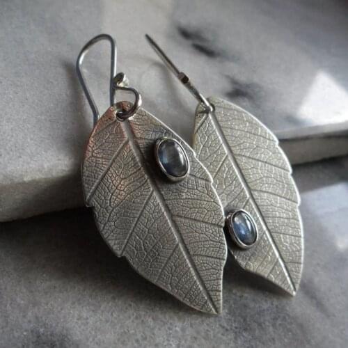Vintage Pendientes Textured Tree Leaf Dangle Earrings Boho Tribal Antique Silver Color Metal Blue Stone Earring for Women
