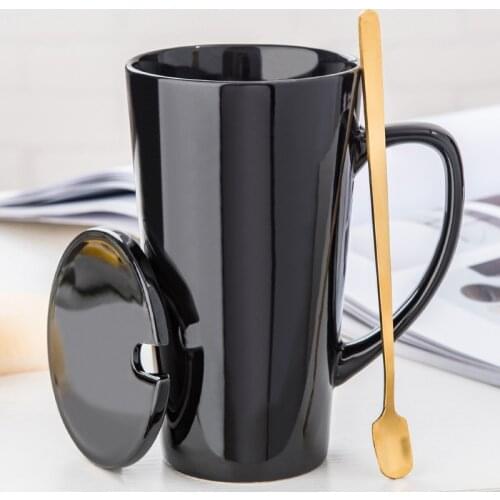 European style large capacity personal mug with lid and spoon. blank and brief glazed mug